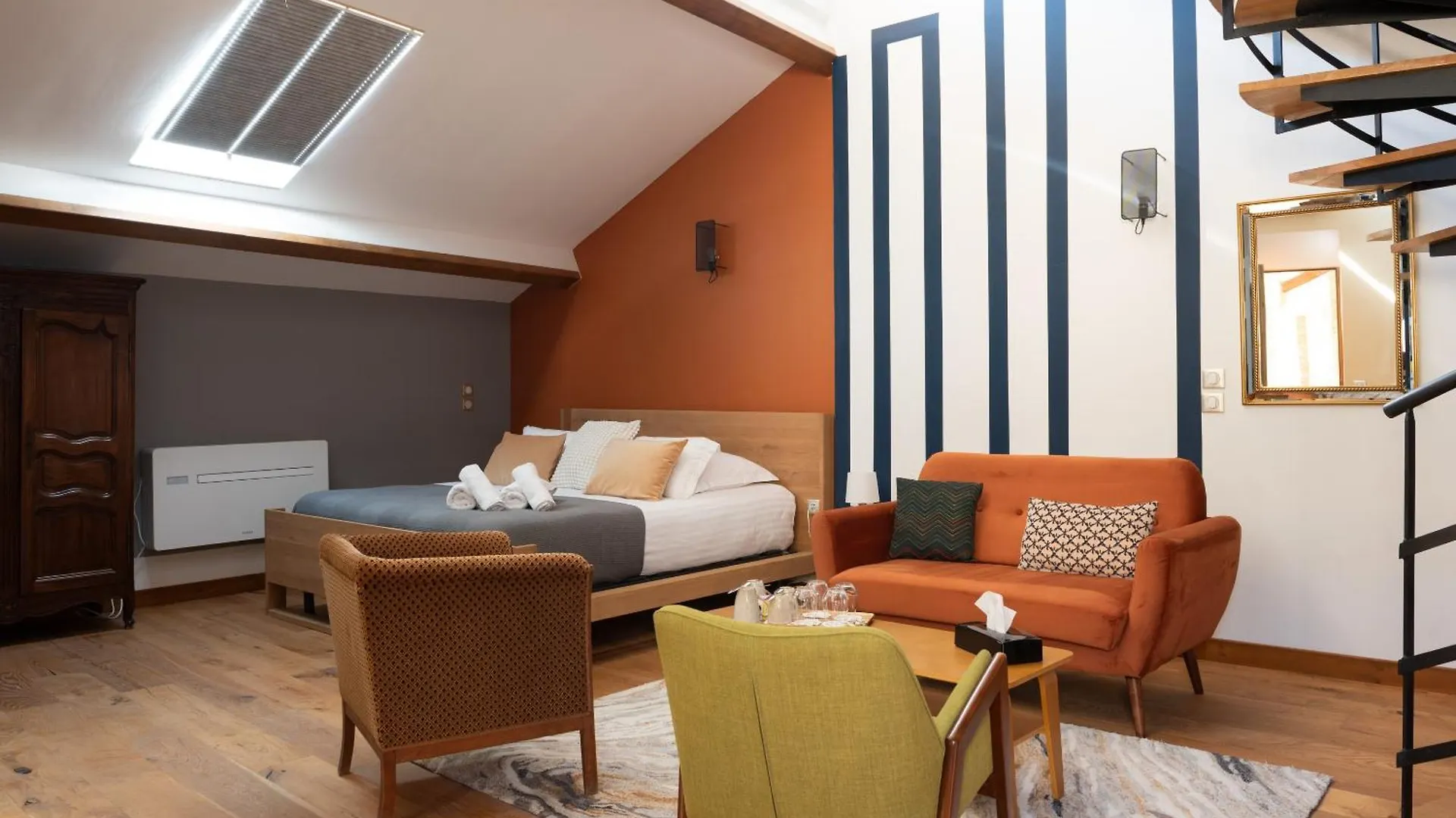 Guest house La Maison D'En Bas Des Seigneurs Cucuron