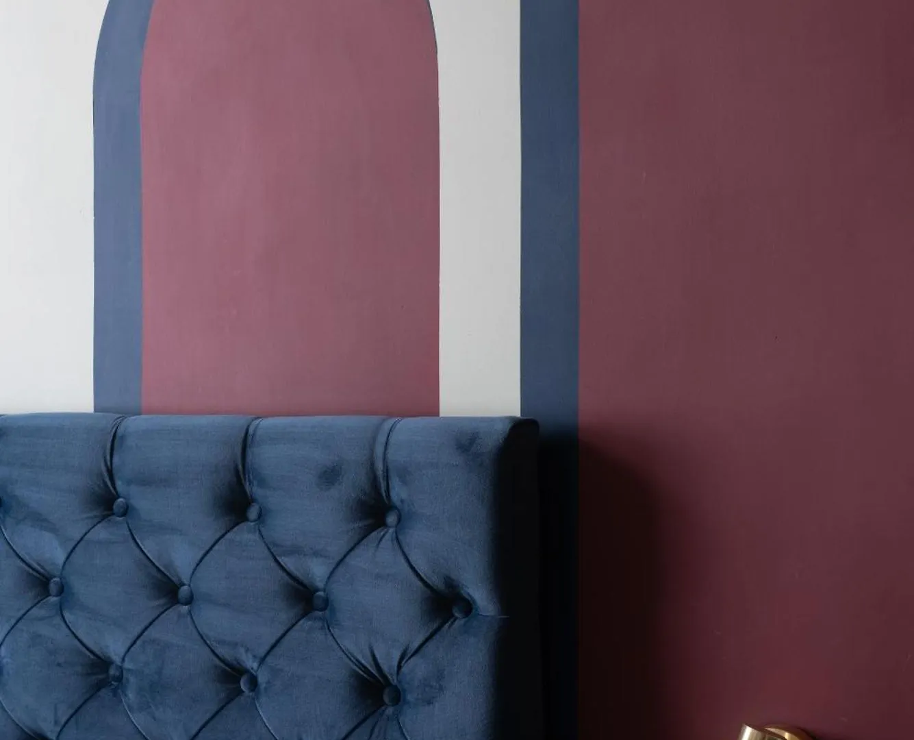 La Maison D'En Bas Des Seigneurs Cucuron France